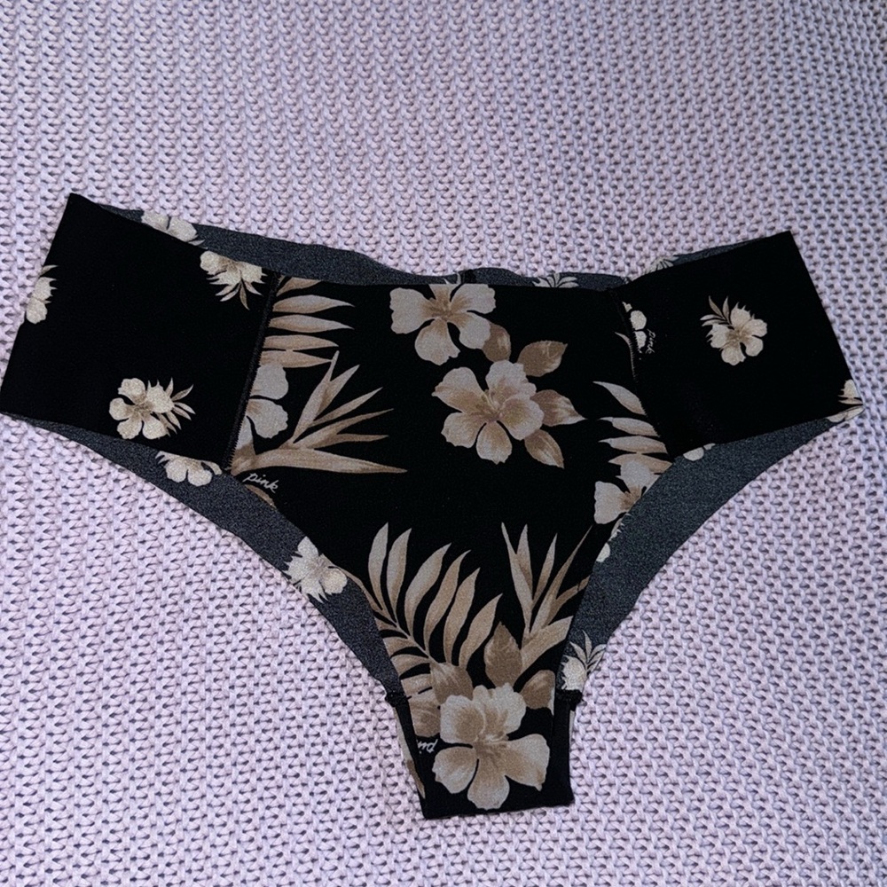 PINK Victoria’s Secret floral cheekster seamless pantie